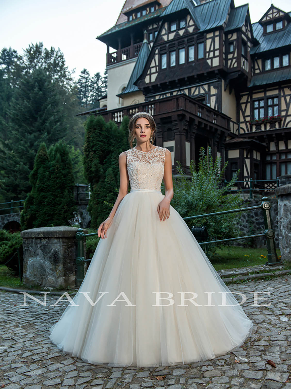 Fleur от Nava Bride