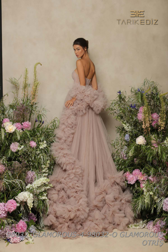 Glamorous от Tarik Ediz